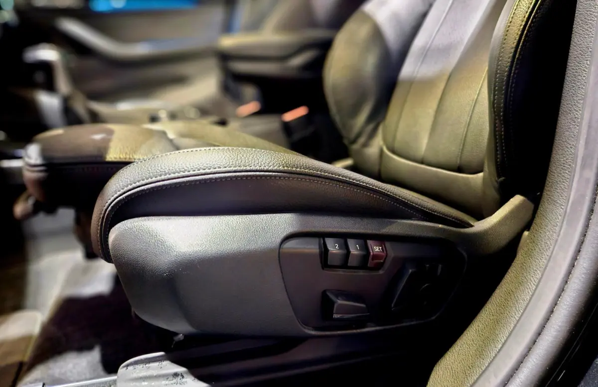 xDrive25e High Executive M Pakket Pano Hud Memory Seats
