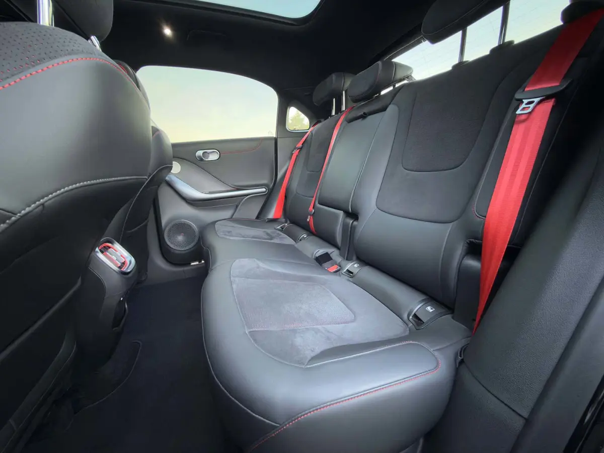 BRABUS 66 kWh, Pano, HUD, Beats, ACC, Keyless, 360°, Stoelverwarming, Stuurverwarming, Sfeerverlichting, Dodehoekdetectie