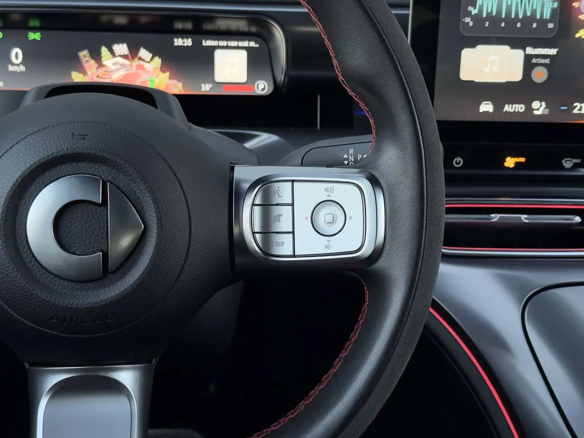 BRABUS 66 kWh, Pano, HUD, Beats, ACC, Keyless, 360°, Stoelverwarming, Stuurverwarming, Sfeerverlichting, Dodehoekdetectie