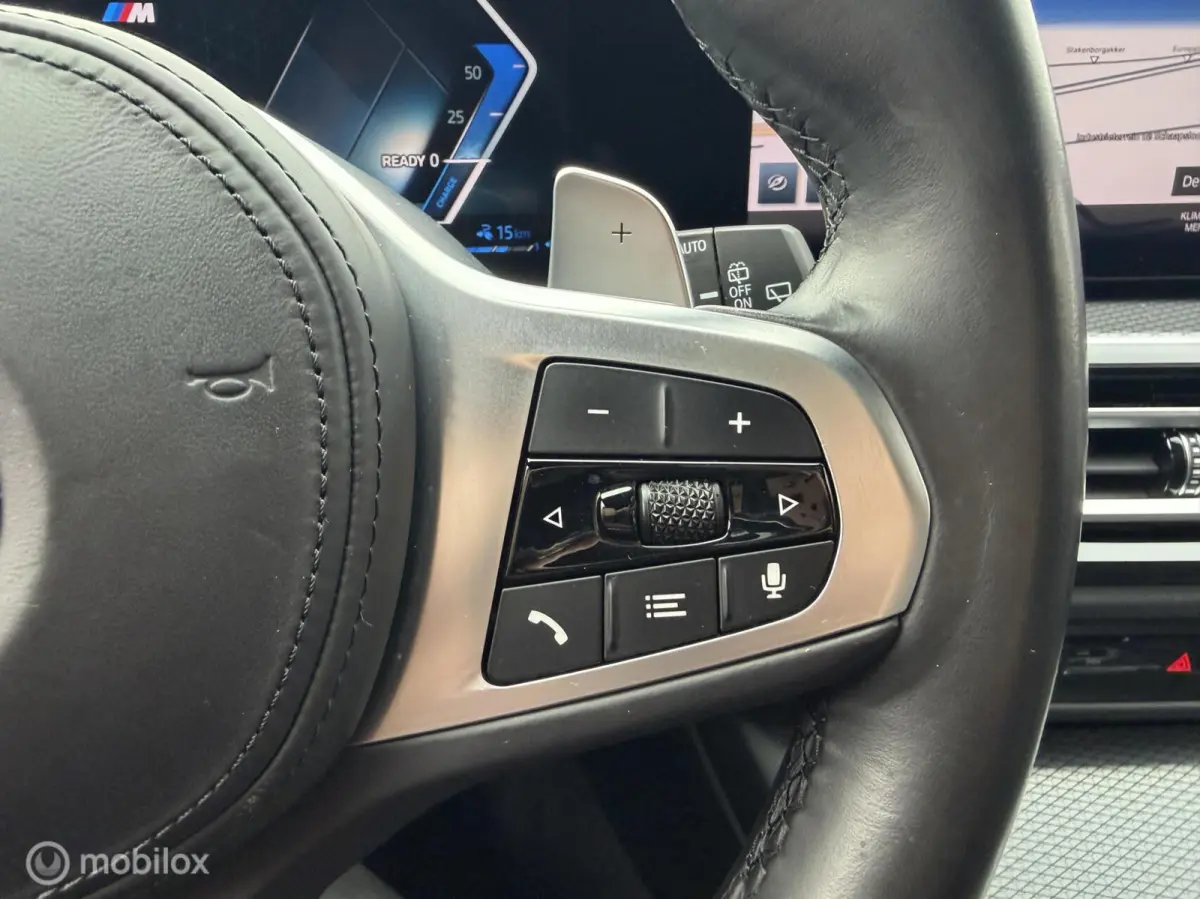 330e M-SPORT*PANO-DAK*HUD*CAMERA*LED*