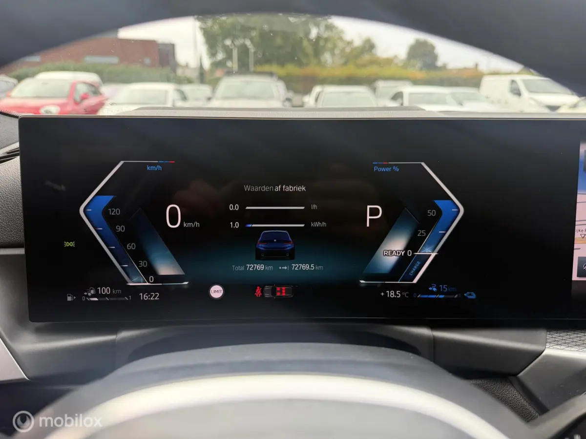 330e M-SPORT*PANO-DAK*HUD*CAMERA*LED*