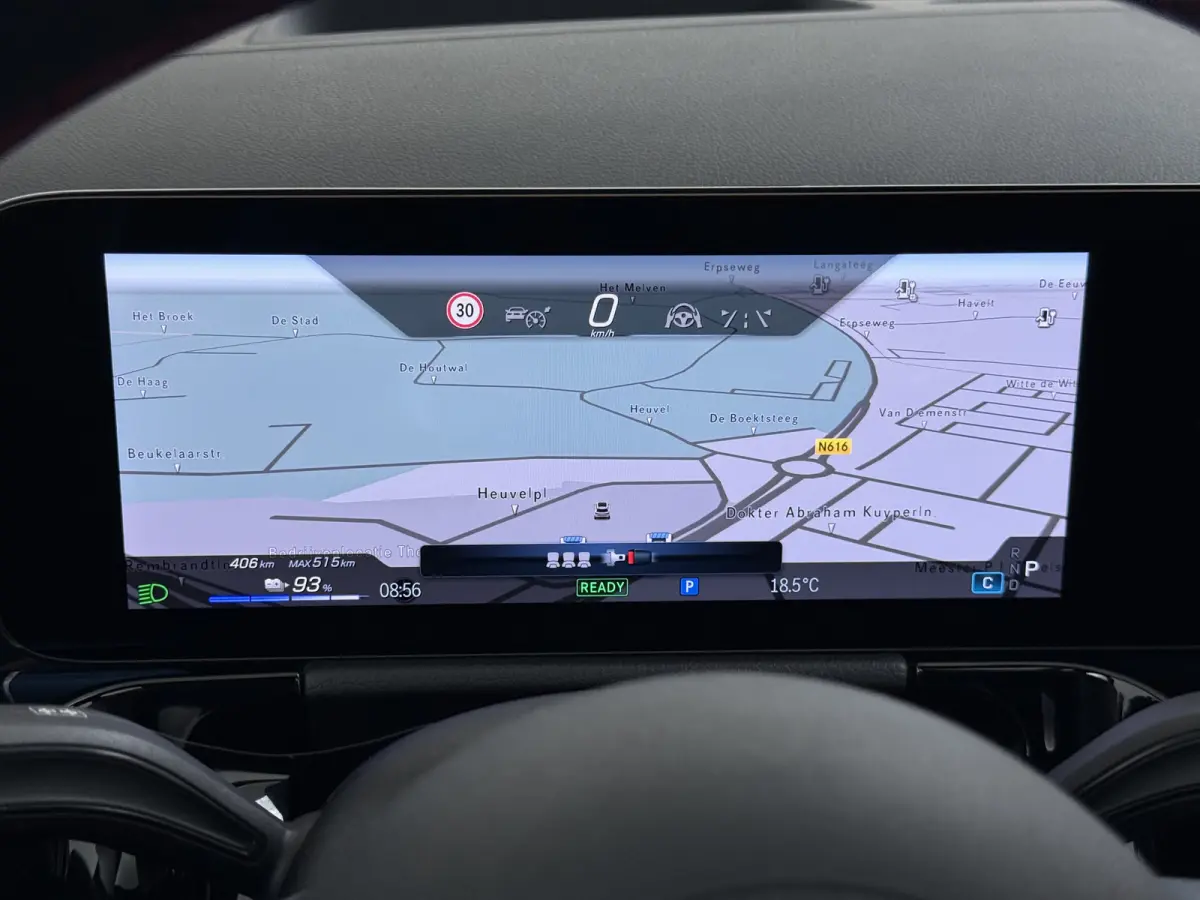 EQA 250+ AMG Line 71 kWh | Pano HUD Burmester Memory Trekhaak