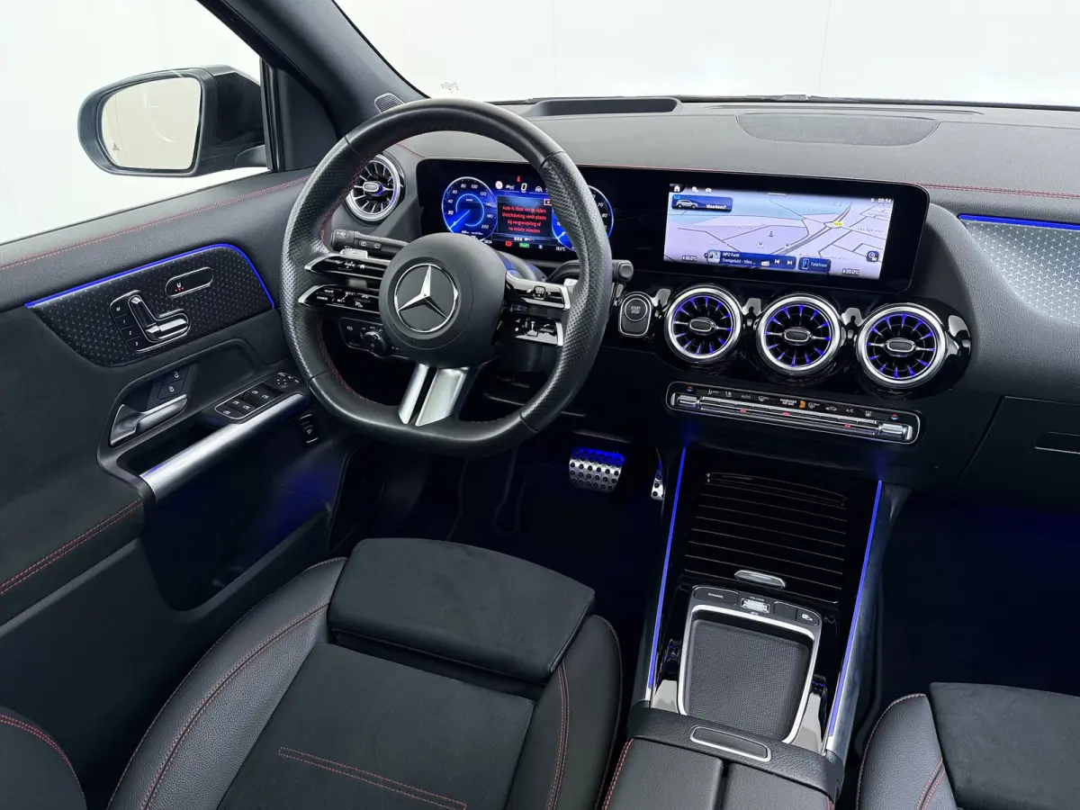 EQA 250+ AMG Line 71 kWh | Pano HUD Burmester Memory Trekhaak