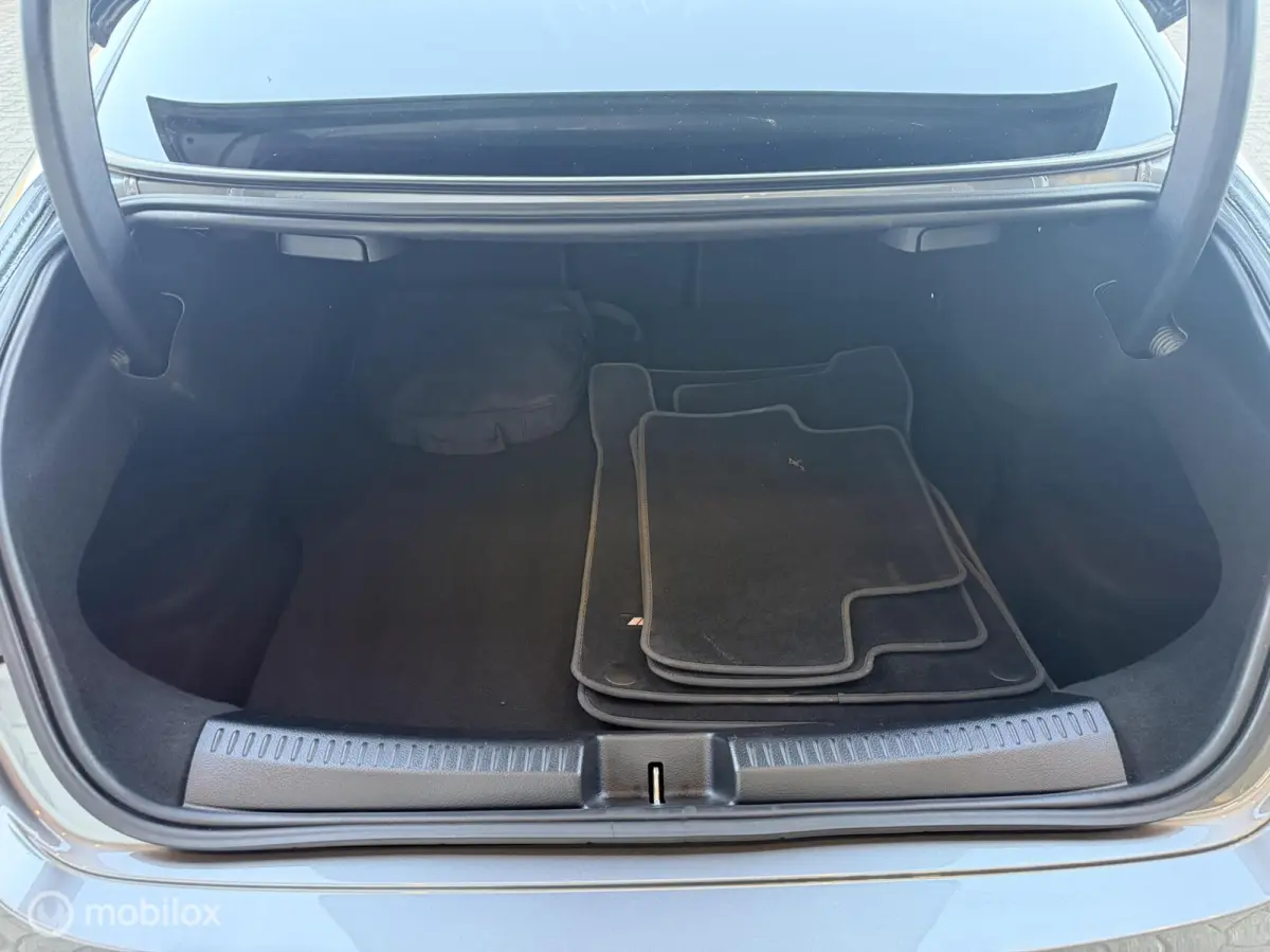 250 e AMG*PANO-DAK*ACC*WIDESCREEN*