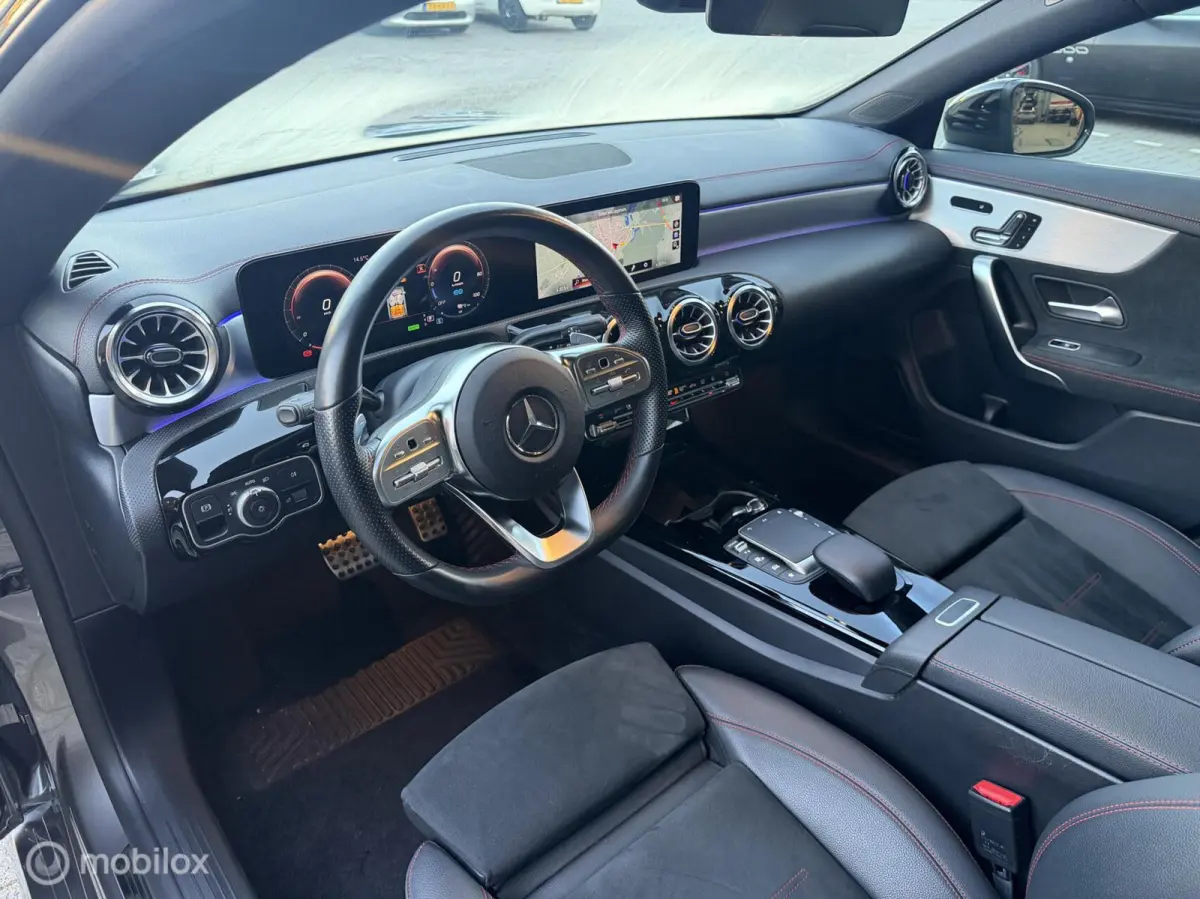 250 e AMG*PANO-DAK*ACC*WIDESCREEN*