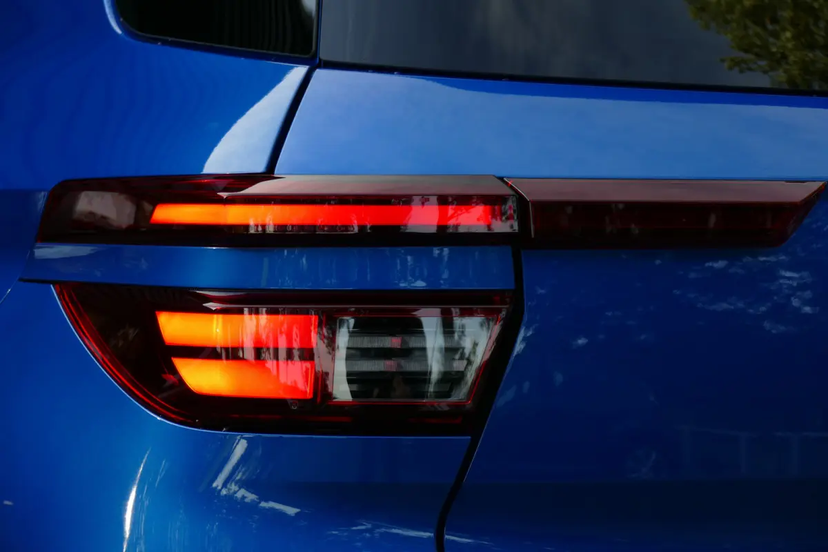 1.2 HYBRID 136PK 7-ZITS GS AUTOMAAT / CAMERA / STOEL-STUURVERWARMING / 8 JAAR GARANTIE / 17"LMV / LED / NAVI / CLIMA / PDC / BLUETOOTH / CRUISECONTROL / 1E EIGENAAR / SCHITTERENDE STAAT !!