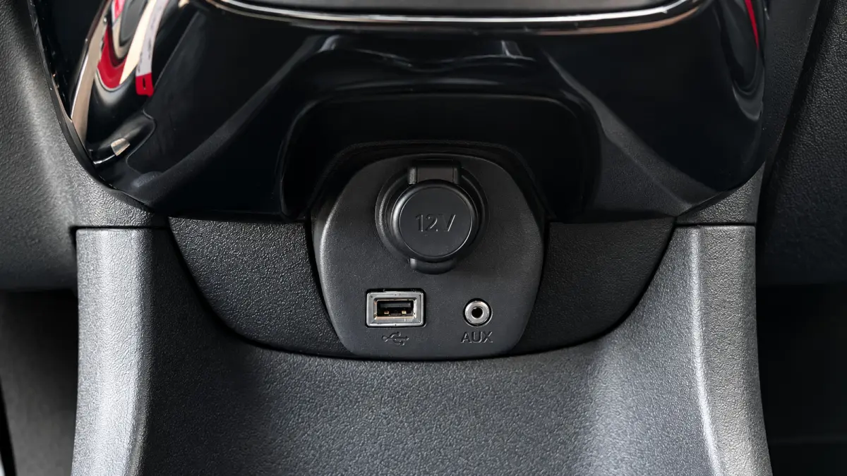 1.0 VTi Carplay,,Clima,,Camera!!! Stoelwervarming.....
