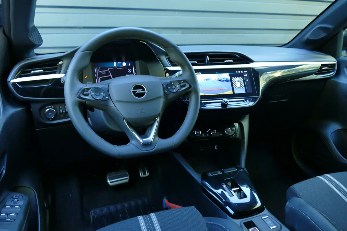 1.2 TURBO HYBRID GS AUTOMAAT / CAMERA / 16"LMV / NAVI / CLIMA / LED / PDC / BLUETOOTH / CRUISECONTROL / 1E EIGENAAR / SCHITTERENDE STAAT !!