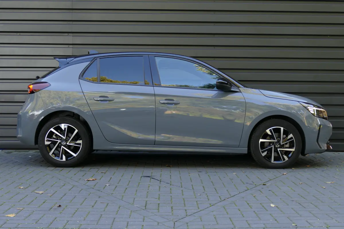 1.2 TURBO HYBRID GS AUTOMAAT / CAMERA / 16"LMV / NAVI / CLIMA / LED / PDC / BLUETOOTH / CRUISECONTROL / 1E EIGENAAR / SCHITTERENDE STAAT !!