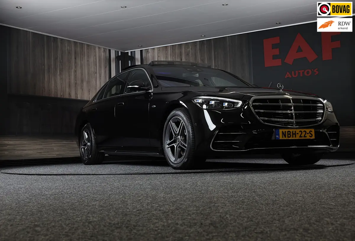 580 e 4MATIC Lang AMG Line / Chauffeurspakket Plus / Massage / Koptelefoons / Head Up / Pano / 360 Camera