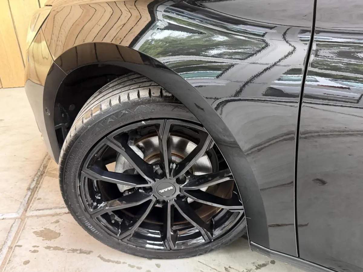 1.0 eTSI FR Business Intense Achteruitrijcamera | Apple CarPlay/Android Auto | Adaptieve cruise control | Climate control | DAB ontvanger | Keyless entry | Panoramadak | Voorstoelen en stuur