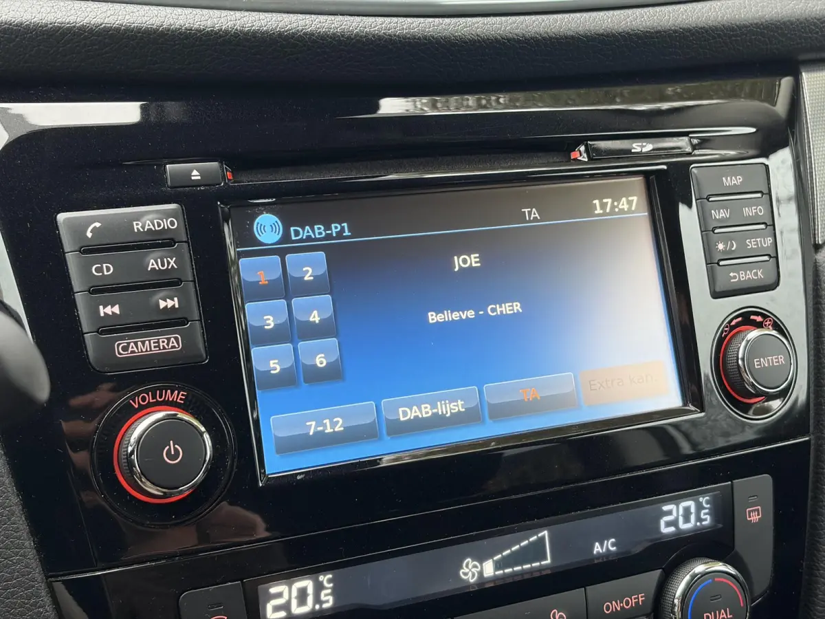 1.2 N-Connecta ✓Ketting vv in 07-2023✓360° Camera✓2e Eigenaar✓Pano✓Navi✓Keyless✓116pk✓Pdc V+A✓18"Lm velgen✓Clima✓Cruise✓Rijstrooksensor✓6 Bak✓Dodehoeksenor✓N.A