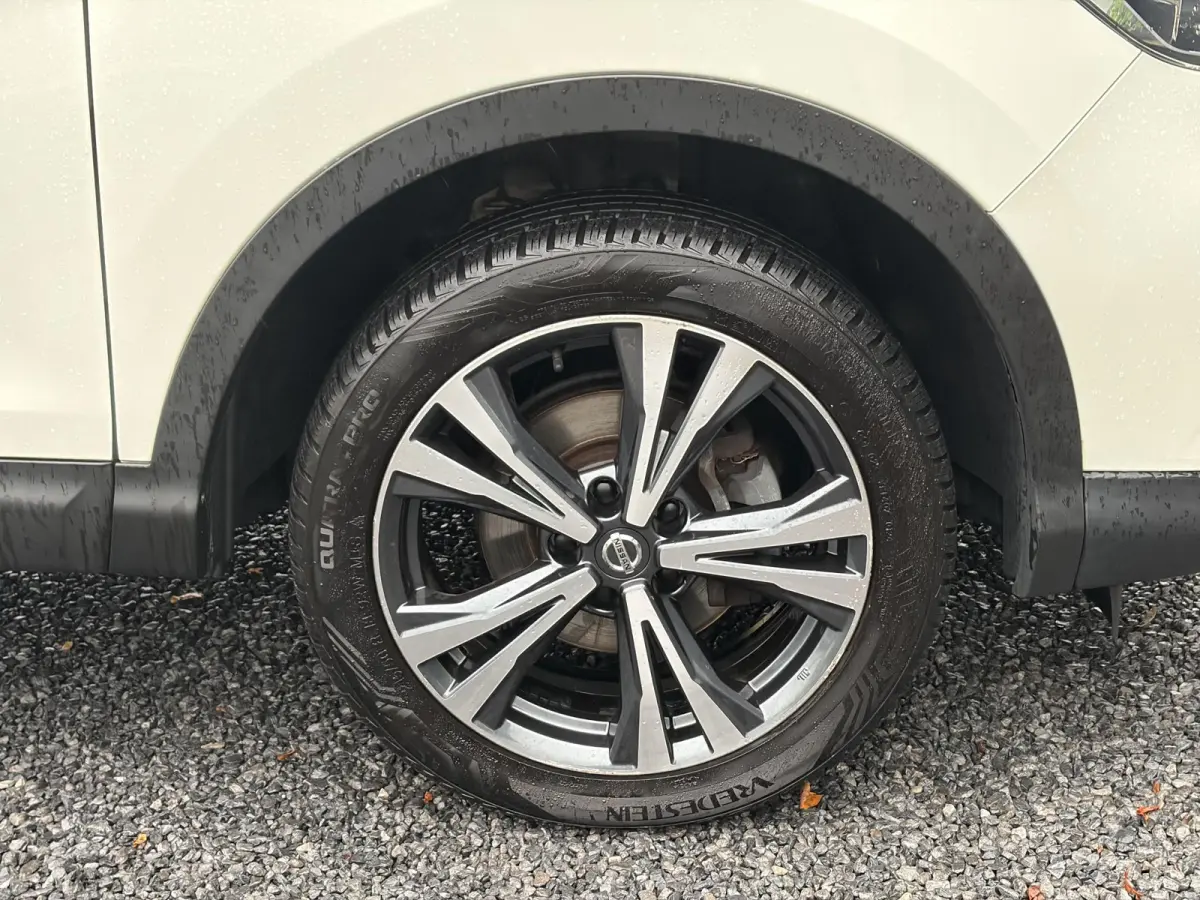 1.2 N-Connecta ✓Ketting vv in 07-2023✓360° Camera✓2e Eigenaar✓Pano✓Navi✓Keyless✓116pk✓Pdc V+A✓18"Lm velgen✓Clima✓Cruise✓Rijstrooksensor✓6 Bak✓Dodehoeksenor✓N.A