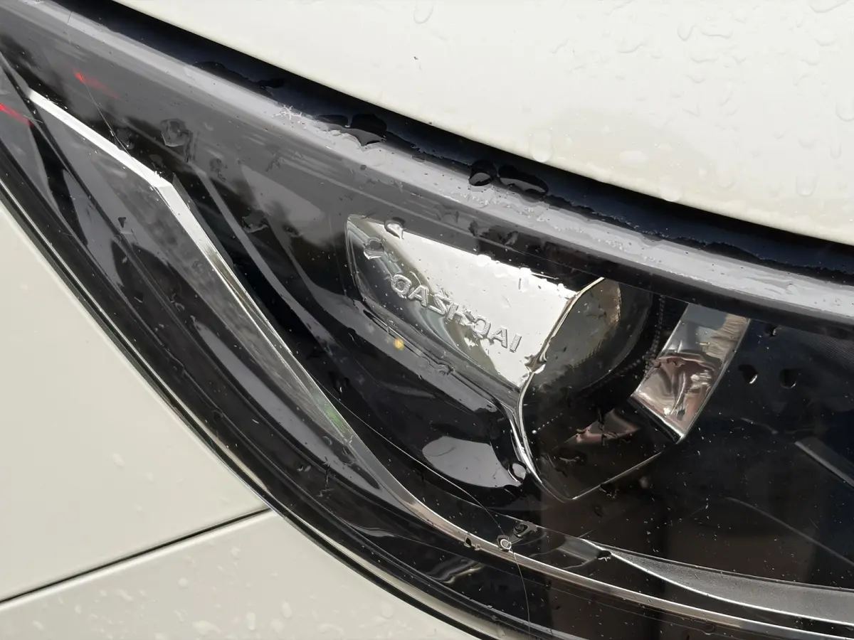 1.2 N-Connecta ✓Ketting vv in 07-2023✓360° Camera✓2e Eigenaar✓Pano✓Navi✓Keyless✓116pk✓Pdc V+A✓18"Lm velgen✓Clima✓Cruise✓Rijstrooksensor✓6 Bak✓Dodehoeksenor✓N.A