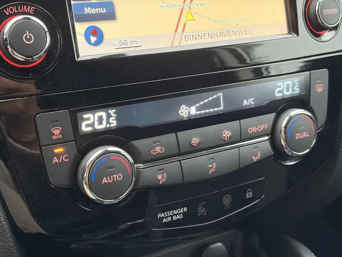 1.2 N-Connecta ✓Ketting vv in 07-2023✓360° Camera✓2e Eigenaar✓Pano✓Navi✓Keyless✓116pk✓Pdc V+A✓18"Lm velgen✓Clima✓Cruise✓Rijstrooksensor✓6 Bak✓Dodehoeksenor✓N.A