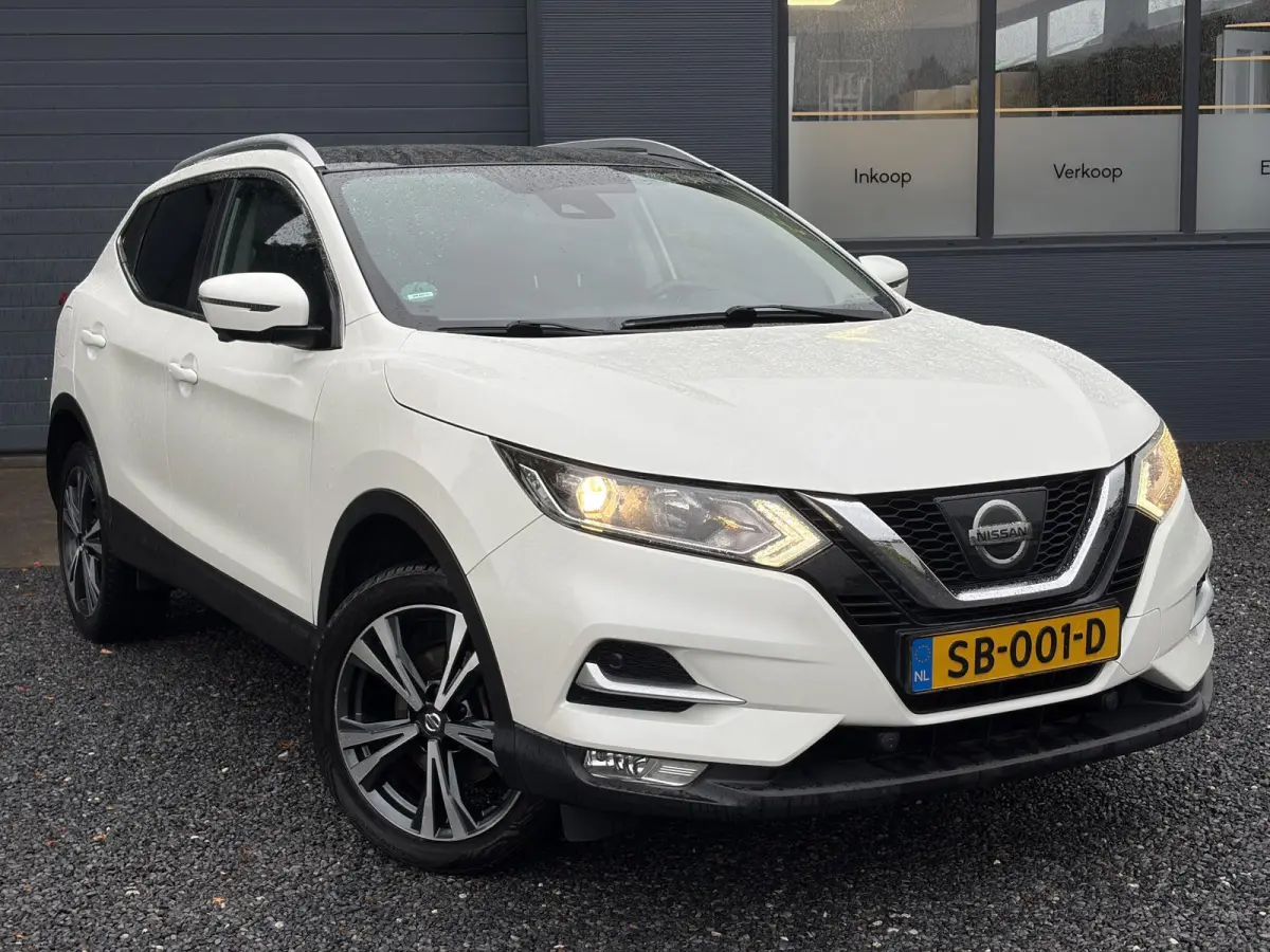 1.2 N-Connecta ✓Ketting vv in 07-2023✓360° Camera✓2e Eigenaar✓Pano✓Navi✓Keyless✓116pk✓Pdc V+A✓18"Lm velgen✓Clima✓Cruise✓Rijstrooksensor✓6 Bak✓Dodehoeksenor✓N.A