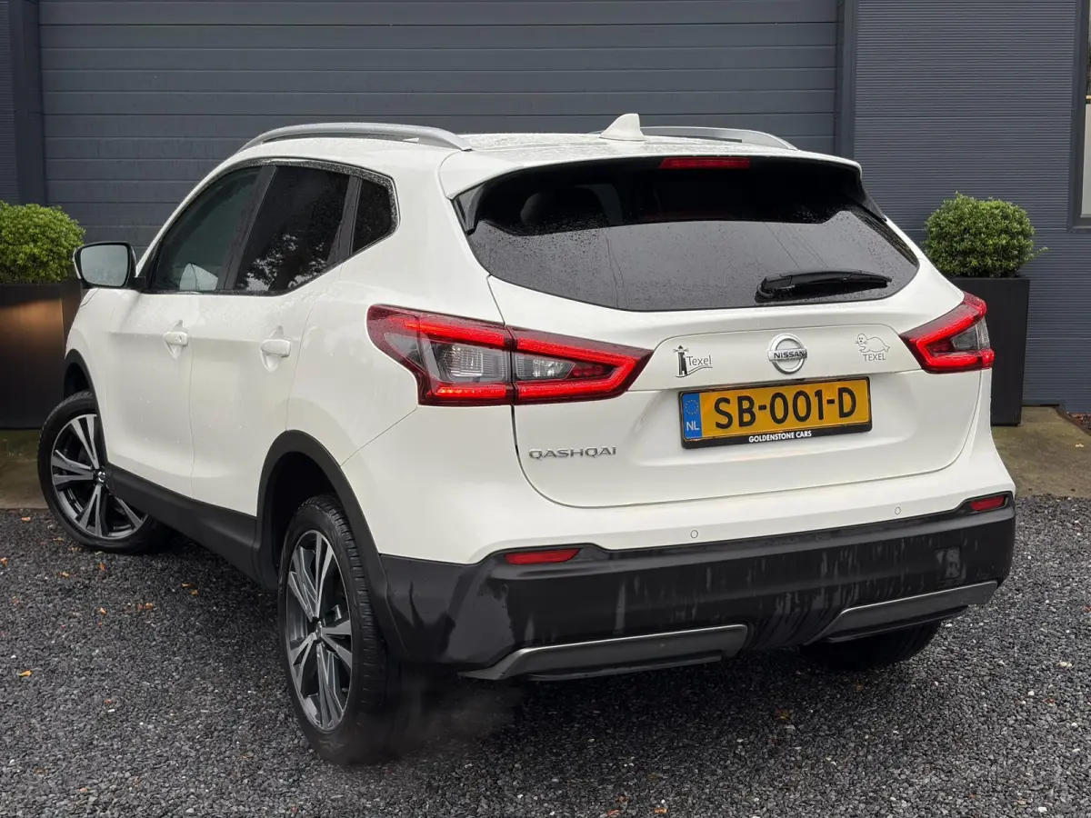 1.2 N-Connecta ✓Ketting vv in 07-2023✓360° Camera✓2e Eigenaar✓Pano✓Navi✓Keyless✓116pk✓Pdc V+A✓18"Lm velgen✓Clima✓Cruise✓Rijstrooksensor✓6 Bak✓Dodehoeksenor✓N.A