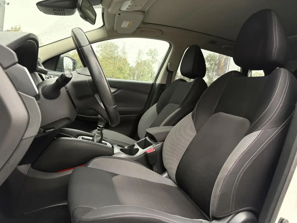1.2 N-Connecta ✓Ketting vv in 07-2023✓360° Camera✓2e Eigenaar✓Pano✓Navi✓Keyless✓116pk✓Pdc V+A✓18"Lm velgen✓Clima✓Cruise✓Rijstrooksensor✓6 Bak✓Dodehoeksenor✓N.A