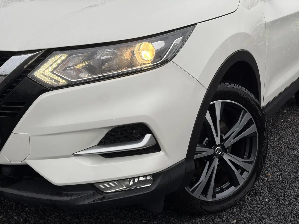 1.2 N-Connecta ✓Ketting vv in 07-2023✓360° Camera✓2e Eigenaar✓Pano✓Navi✓Keyless✓116pk✓Pdc V+A✓18"Lm velgen✓Clima✓Cruise✓Rijstrooksensor✓6 Bak✓Dodehoeksenor✓N.A