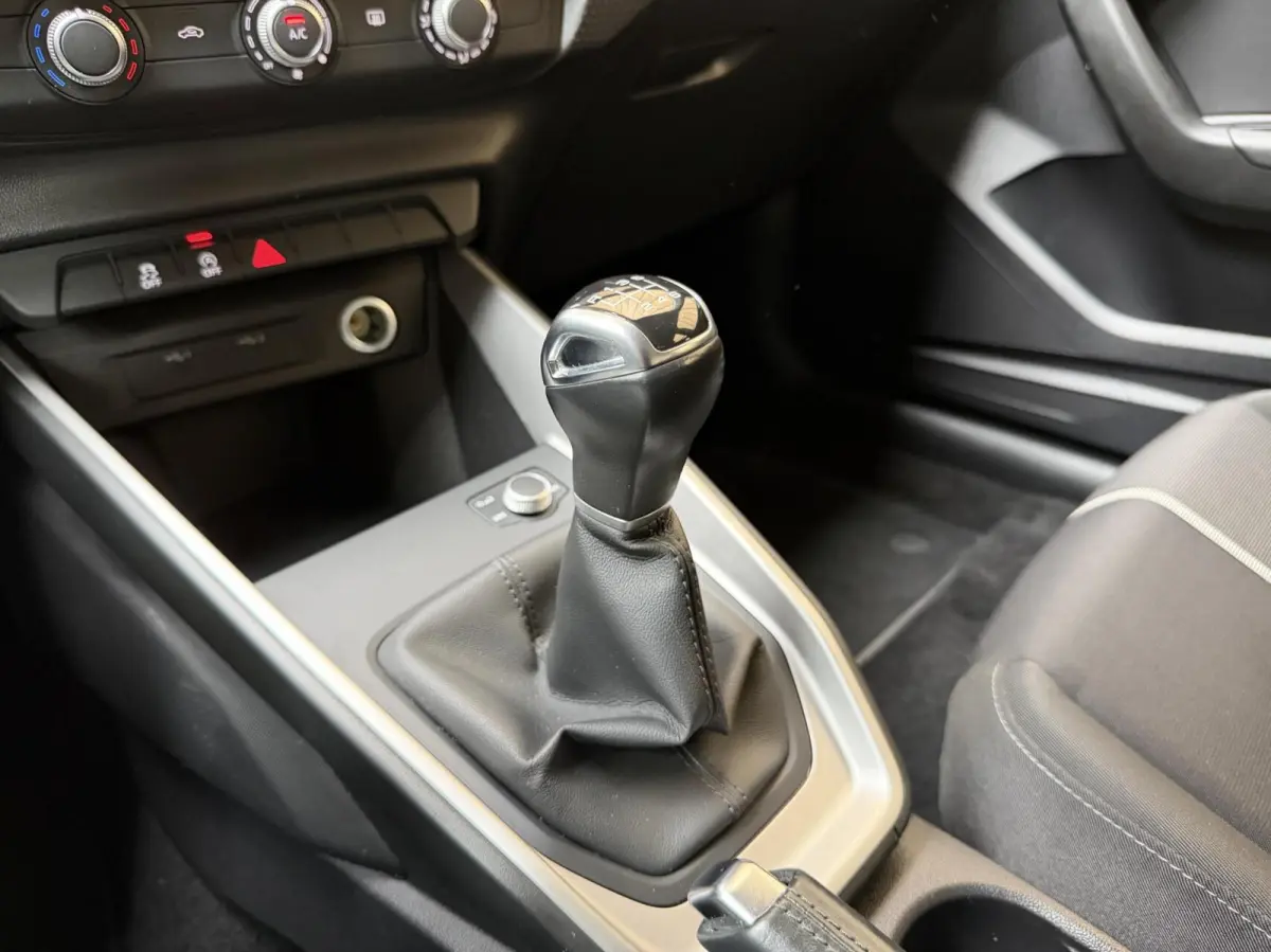 30 TFSI Pro Line 110pk 6 versnellingen | Apple CarPlay/Android Auto | Airconditioning | Cruise control | Digitale cockpit | Elektrische ramen voor en achter | Lichtmetalen velgen | Rijstrook