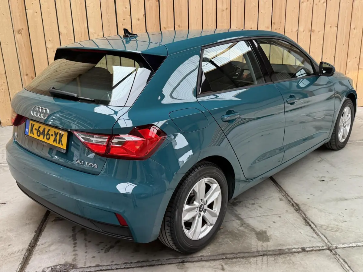 30 TFSI Pro Line 110pk 6 versnellingen | Apple CarPlay/Android Auto | Airconditioning | Cruise control | Digitale cockpit | Elektrische ramen voor en achter | Lichtmetalen velgen | Rijstrook