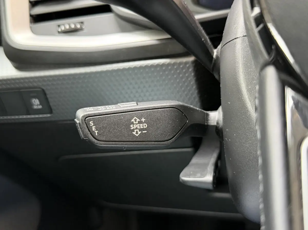 30 TFSI Pro Line 110pk 6 versnellingen | Apple CarPlay/Android Auto | Airconditioning | Cruise control | Digitale cockpit | Elektrische ramen voor en achter | Lichtmetalen velgen | Rijstrook