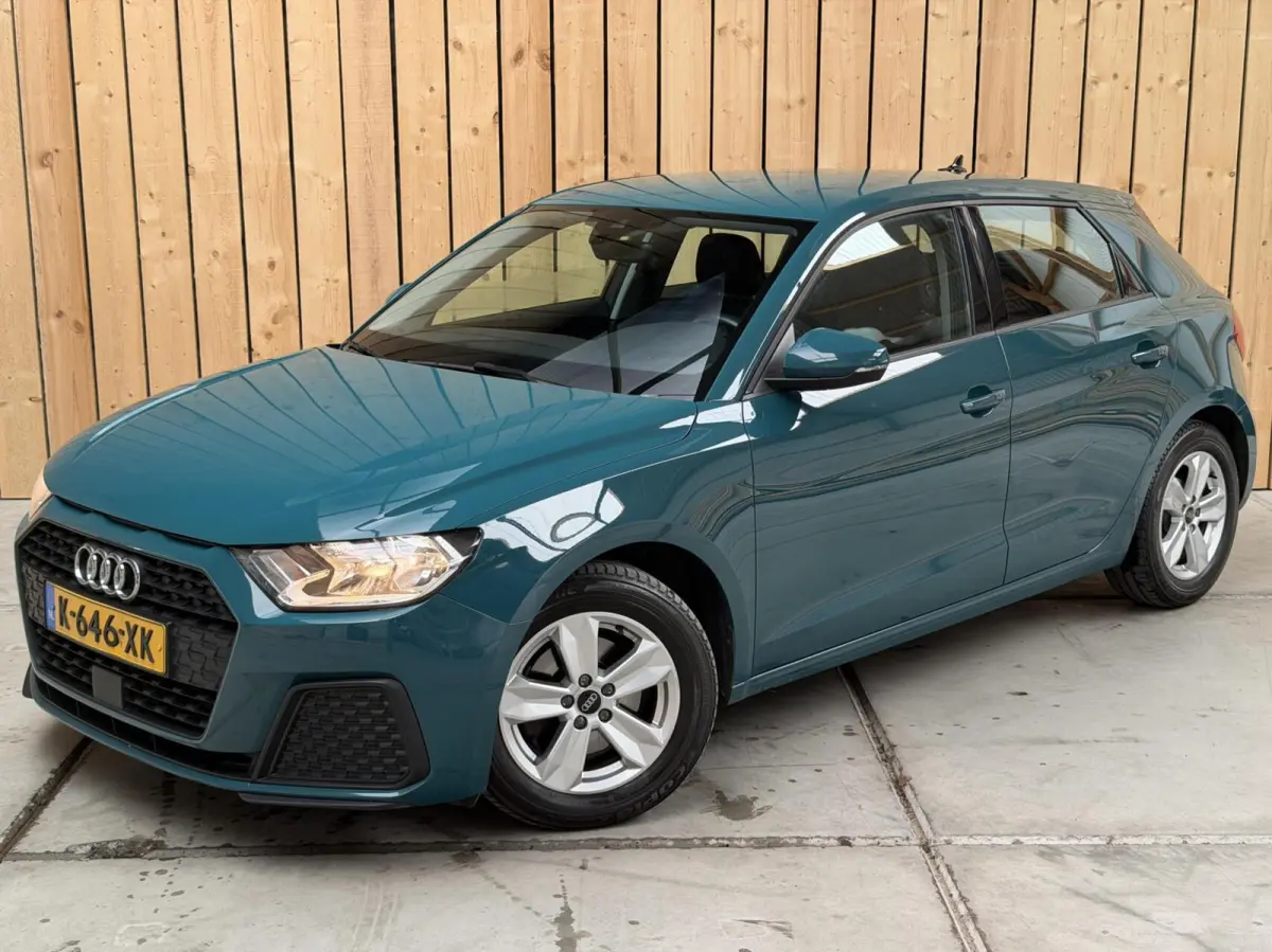 30 TFSI Pro Line 110pk 6 versnellingen | Apple CarPlay/Android Auto | Airconditioning | Cruise control | Digitale cockpit | Elektrische ramen voor en achter | Lichtmetalen velgen | Rijstrook