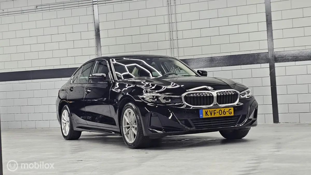 318i Sport Bj 2025 Lage KM ..!!