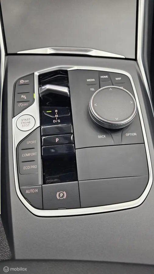 318i Sport Bj 2025 Lage KM ..!!