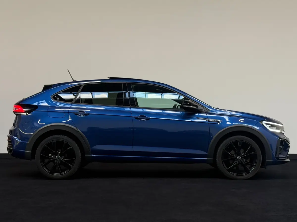1.0 TSI 3 x R-Line Blackpack Pano Keyless Camera 18”
