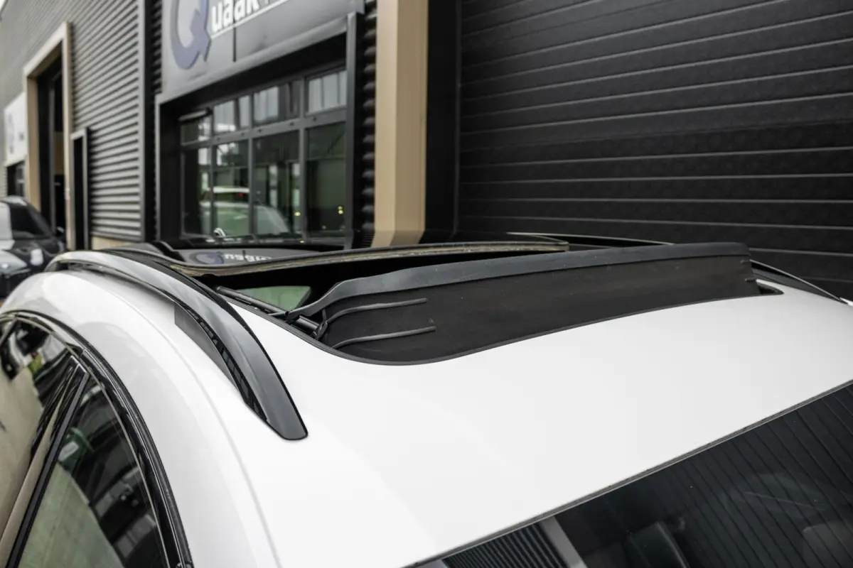 1.4 e-Hybrid Business | PANO | SCHAALSTOELEN | CARPLAY | ACC | LED | MEMORY | ANDROID AUTO |