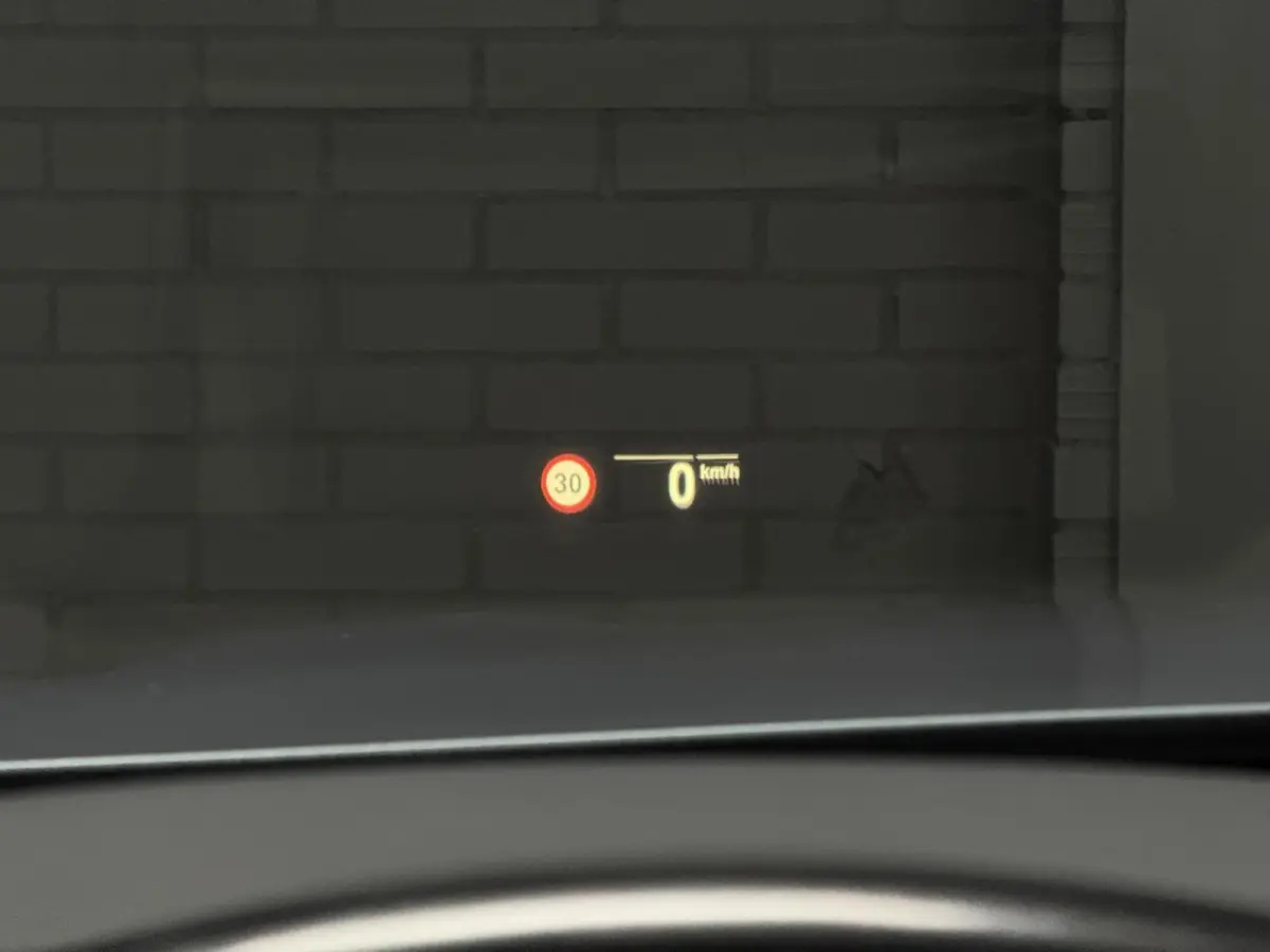 745e|Pano|Softclose|B&W|HuD|Memory|360|Laser|ACC