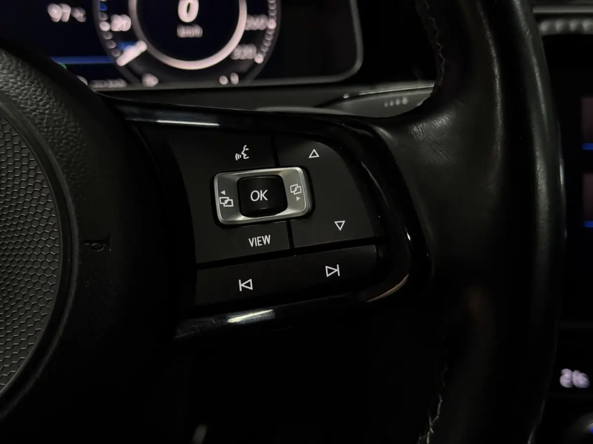 2.0 TSI 4Motion R|Pano|Dyn|CarPlay|ACC|Sfeer