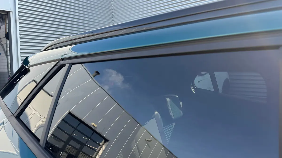 Envy | Active Safety Brake met camera en radar (automatisch noodremsysteem) met Distance Alert (waarschuwing dreigende aanrijding) | Advanced Active Safety Brake met camera en radar | Climat