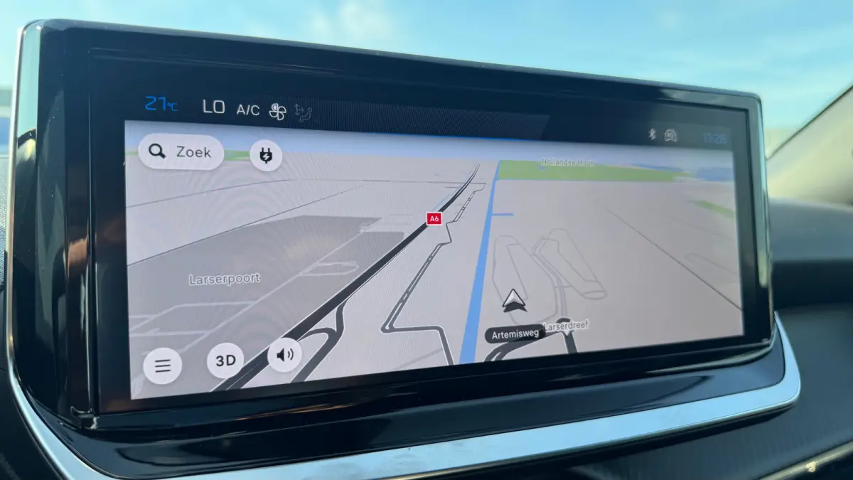 Envy | Active Safety Brake met camera en radar (automatisch noodremsysteem) met Distance Alert (waarschuwing dreigende aanrijding) | Advanced Active Safety Brake met camera en radar | Climat