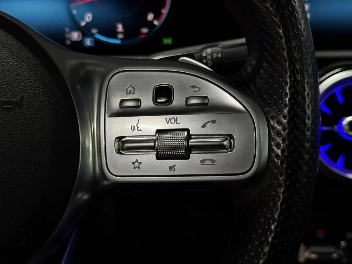 180 AMG|Pano|Memory|Sfeer|Camera|Keyless