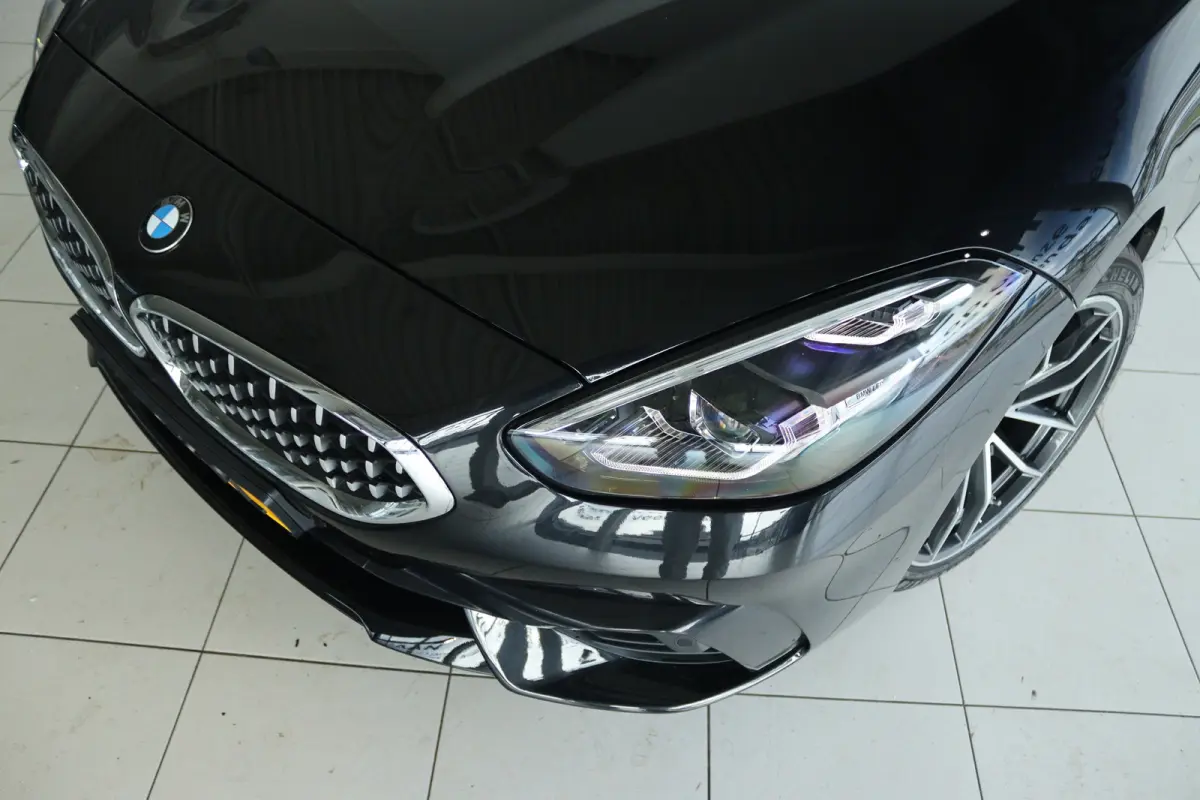 sDrive20i High Executive Sport-line | Cruise Control | Stoel+Stuurverwarming | HiFi | Carplay | Climate | LED | Sensoren | Leder | Dodehoekherkenning |