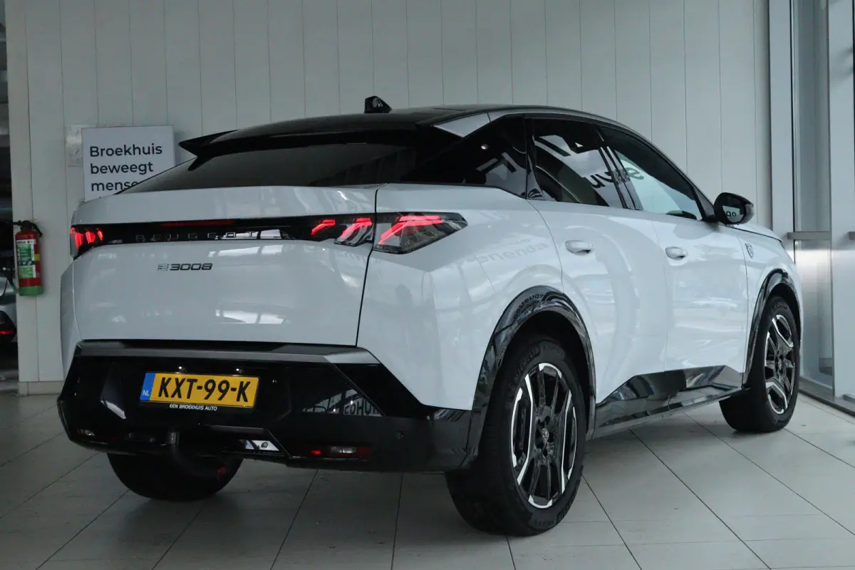 GT 73 kWh | SOH 94% | Adapt. Cruise | Stoel+Stuurverwarming | Elektr. klep | Keyless | Navi | Trekhaak | Matrix | Carplay |