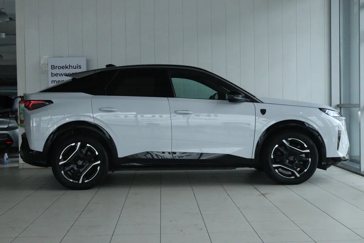 GT 73 kWh | SOH 94% | Adapt. Cruise | Stoel+Stuurverwarming | Elektr. klep | Keyless | Navi | Trekhaak | Matrix | Carplay |