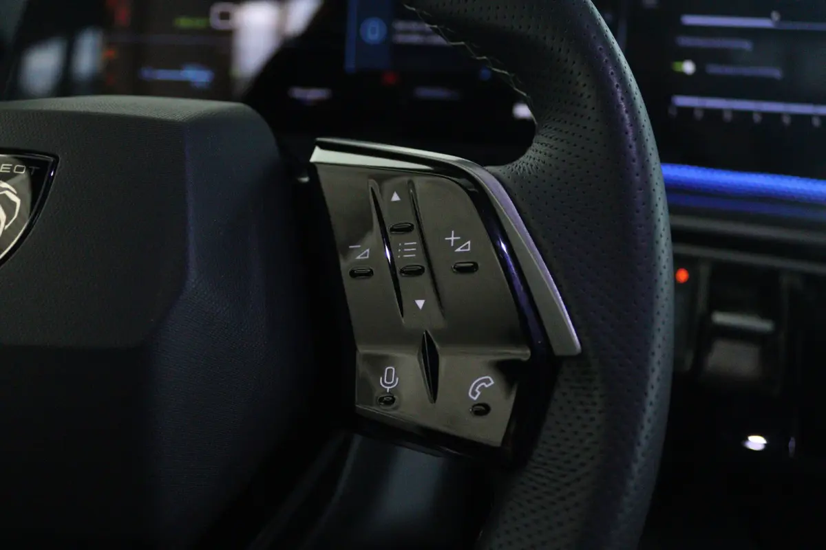 GT 73 kWh | SOH 94% | Adapt. Cruise | Stoel+Stuurverwarming | Elektr. klep | Keyless | Navi | Trekhaak | Matrix | Carplay |