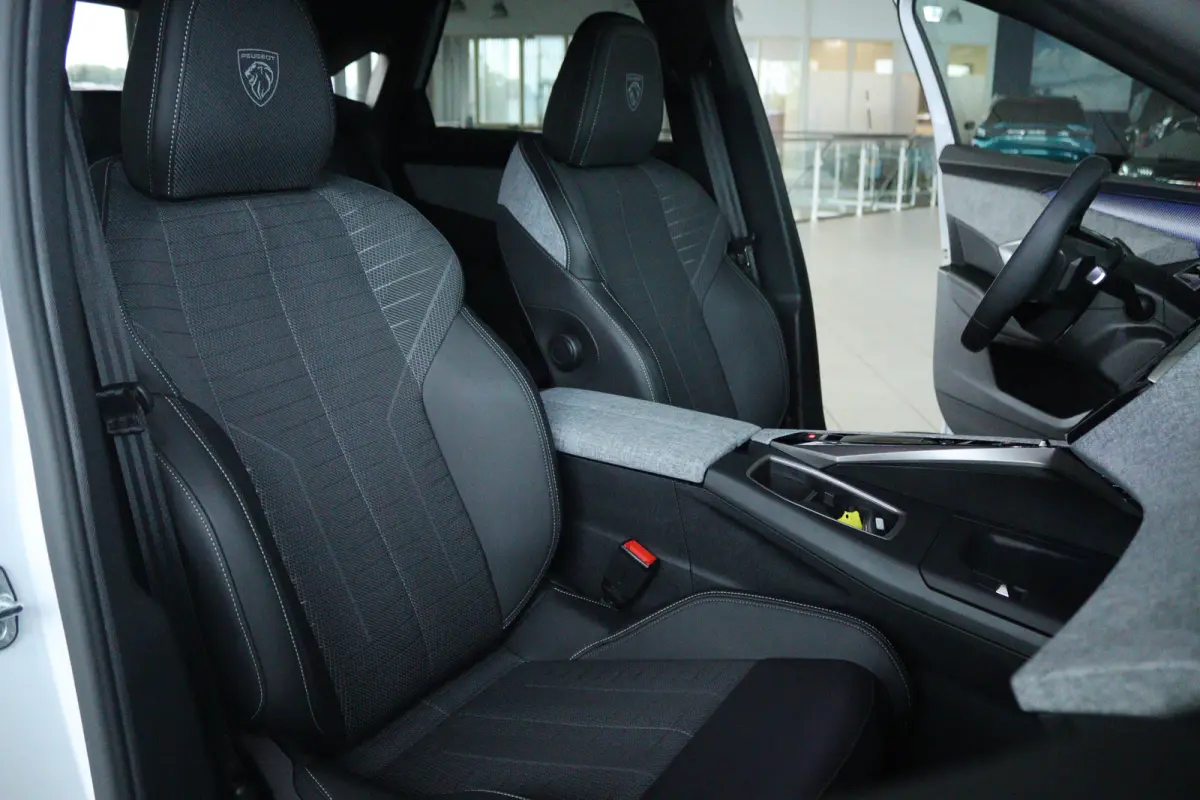 GT 73 kWh | SOH 94% | Adapt. Cruise | Stoel+Stuurverwarming | Elektr. klep | Keyless | Navi | Trekhaak | Matrix | Carplay |