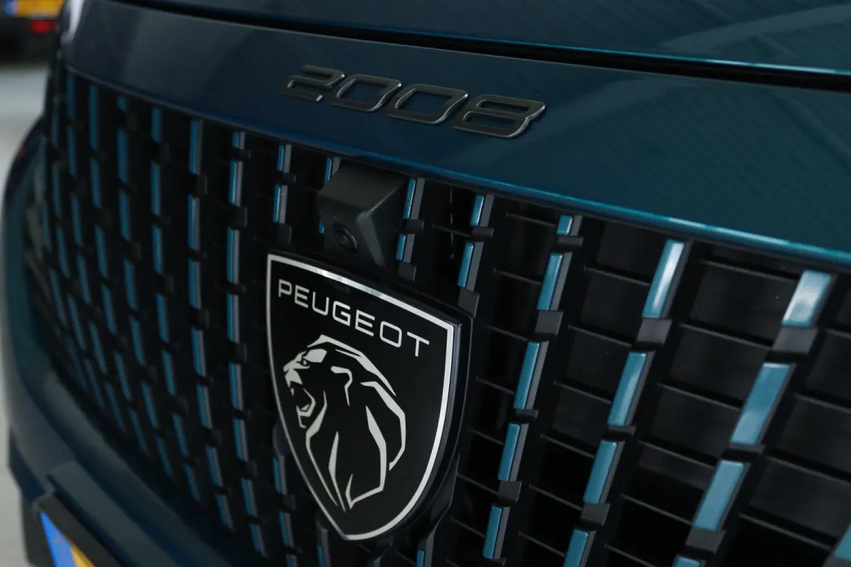 1.2 Hybrid 145 Allure | Adapt. Cruise | 360 Camera | Navi | Carplay | Climate | Keyless | LED | LMV | Dodehoekdetectie