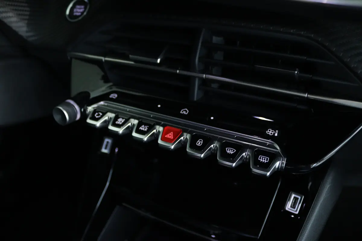 1.2 Hybrid 145 Allure | Adapt. Cruise | 360 Camera | Navi | Carplay | Climate | Keyless | LED | LMV | Dodehoekdetectie