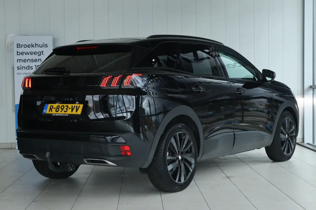 1.2 Turbo GT Black Pack | Adapt. Cruise | Trekhaak | Massage | Elektr. Klep | Stoelverwarming | Carplay | Memory | Keyless | LED | 19 Inch | Navi |