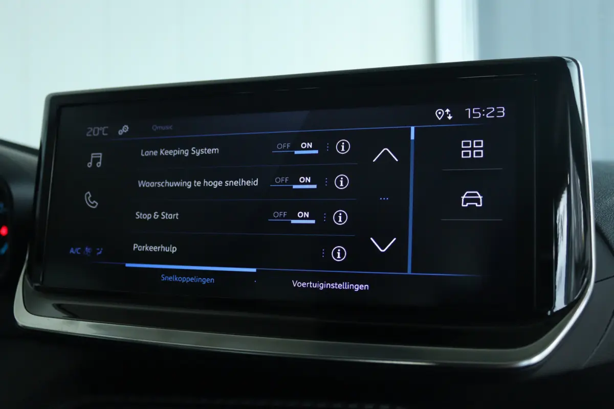 Hybrid 110 e-DCS6 Active | Cruise Control | Carplay | LED | Airco | Sensoren | Elektr. Ramen