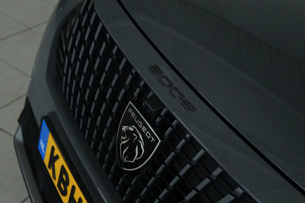 1.2 Hybrid 145 GT | Adapt. Cruise | 360 Camera | Keyless | 18 Inch | Navi | Carplay | Climate | NL-Auto | LED |