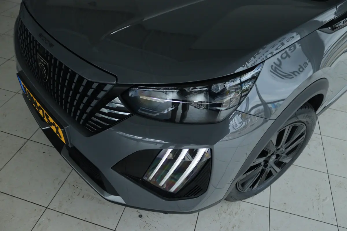 1.2 Hybrid 145 GT | Adapt. Cruise | 360 Camera | Keyless | 18 Inch | Navi | Carplay | Climate | NL-Auto | LED |