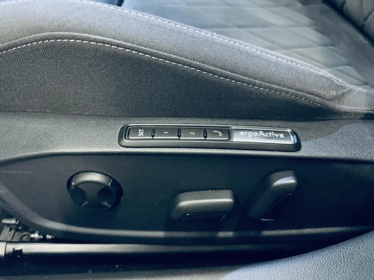 1.4 TSI eHybrid Navi/ CarPlay/ Stoelmassage
