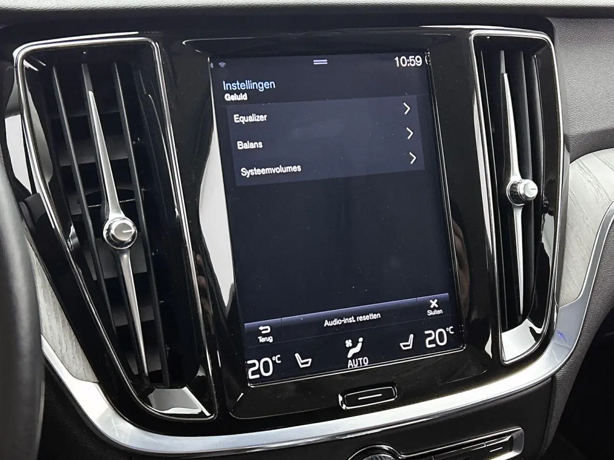 2.0 T6 Twin Engine AWD Inscription | Automaat | LMV | Leder | Cruise control | Climate control | Trekhaak | Apple CarPlay | Stoel verwarming | Memory seats | Harman Kardon | 360 Camera