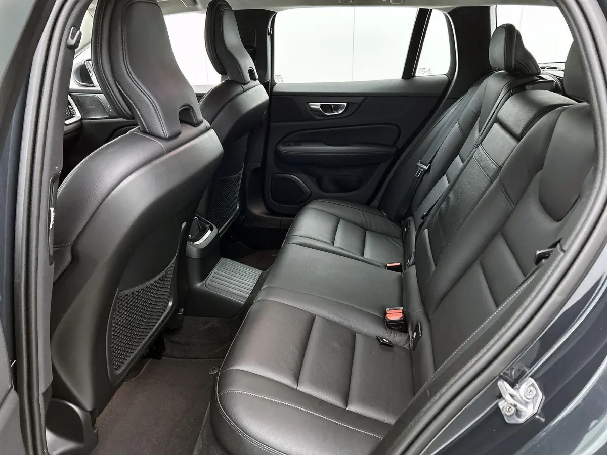 2.0 T6 Twin Engine AWD Inscription | Automaat | LMV | Leder | Cruise control | Climate control | Trekhaak | Apple CarPlay | Stoel verwarming | Memory seats | Harman Kardon | 360 Camera